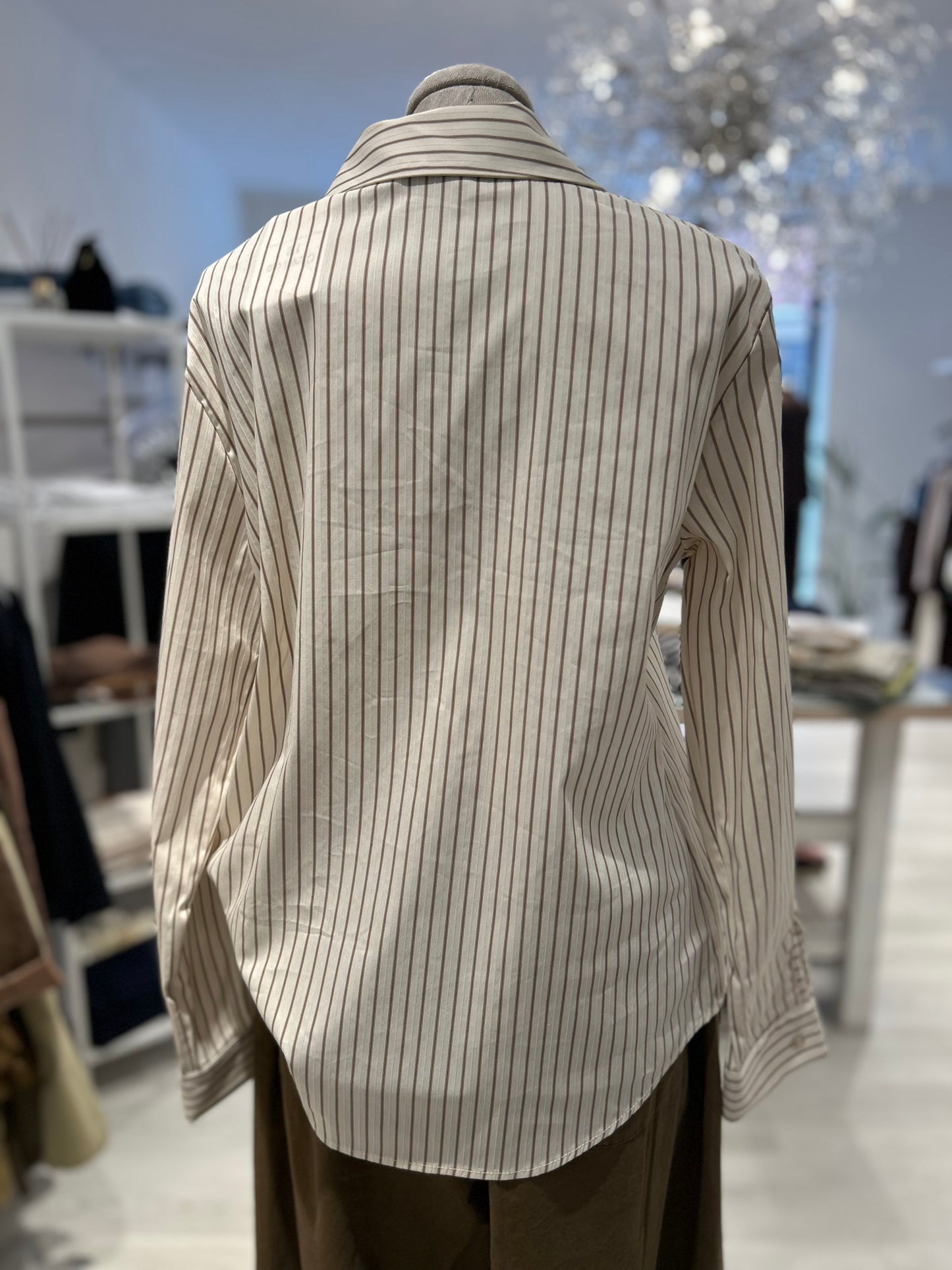 Camicia panna con righe marroni