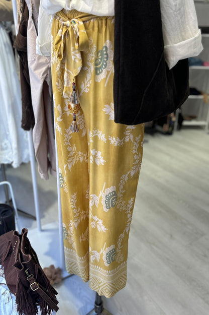 Pantalone Wu’ Side