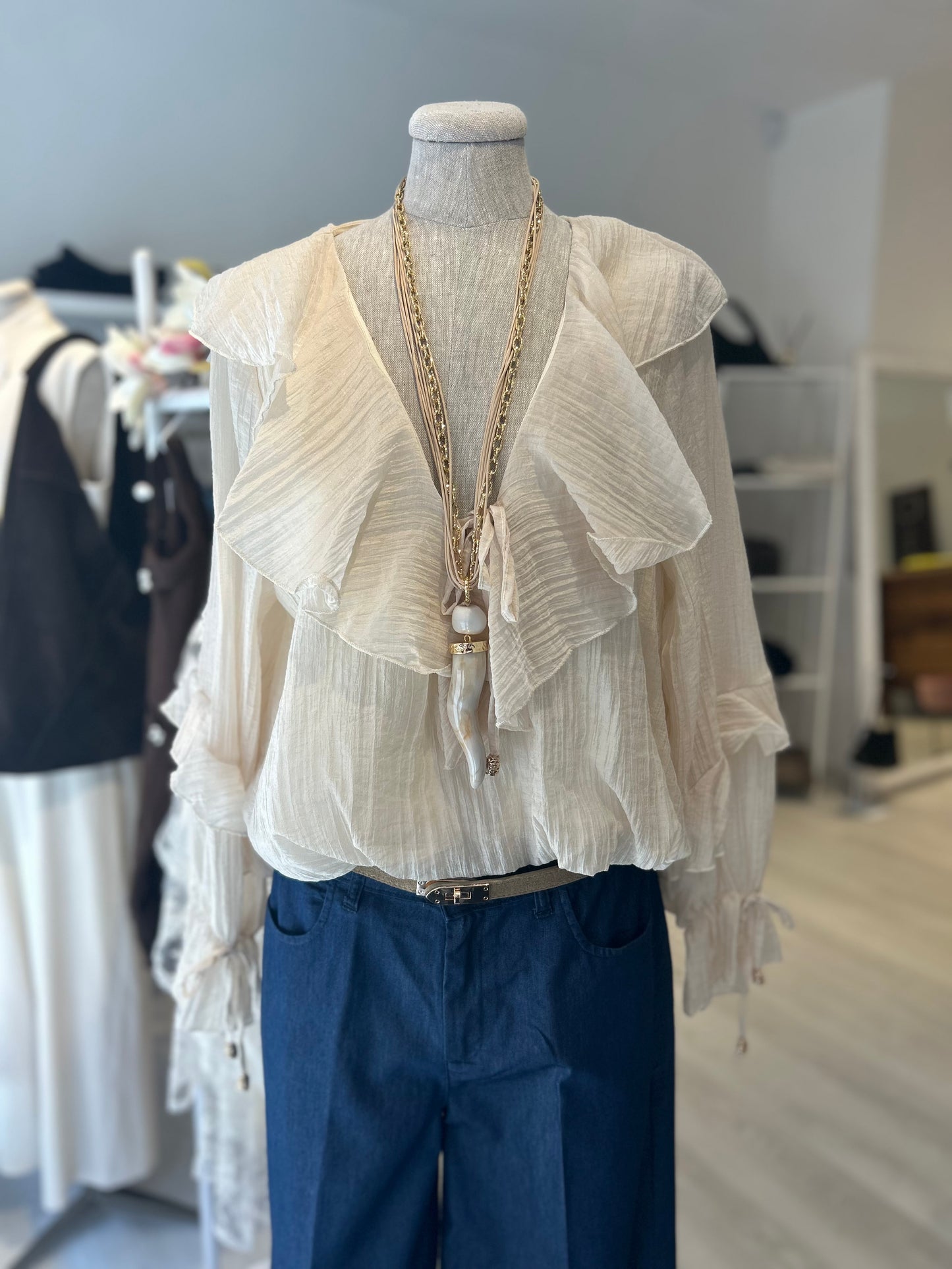 Camicia con volant