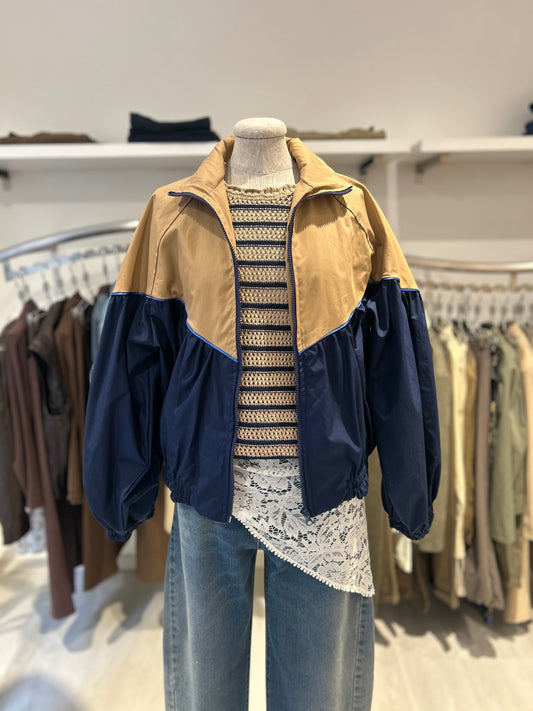 Bomber bicolor
