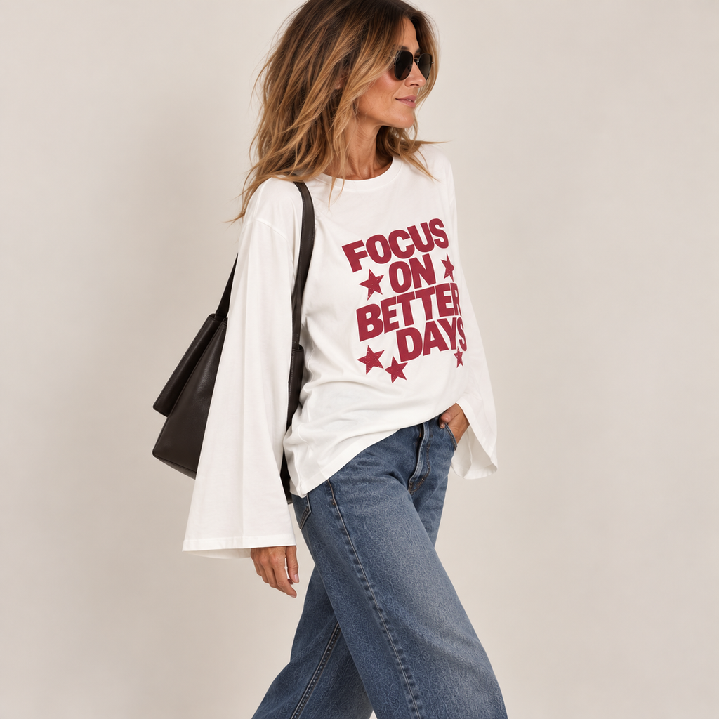 T-shirt scritta “Focus on better day”