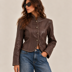 Blazer eco-pelle con borchie