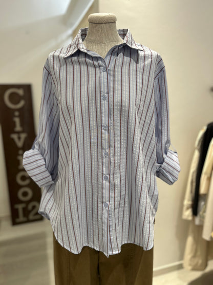 Camicia azzurra con righe bordeaux