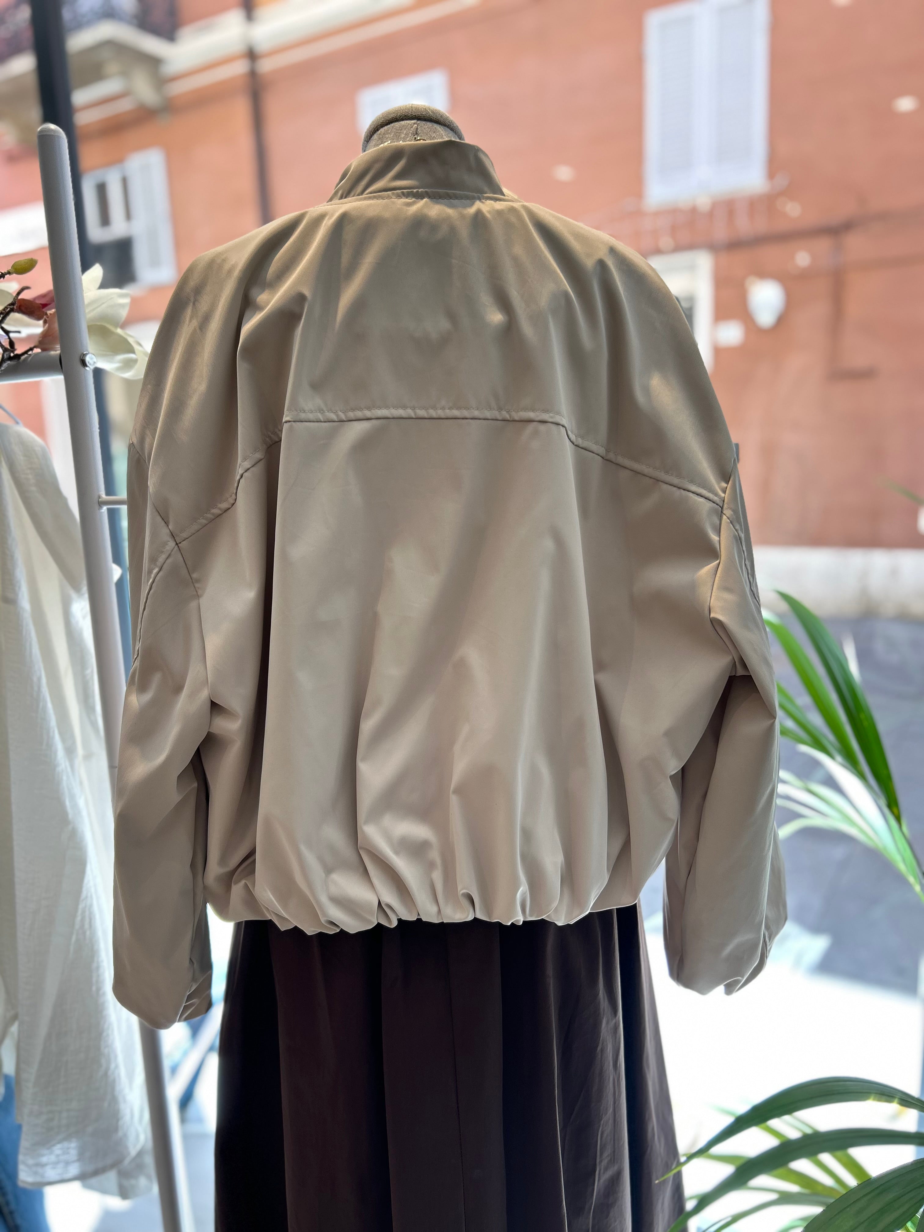 Bomber con tasche frontali