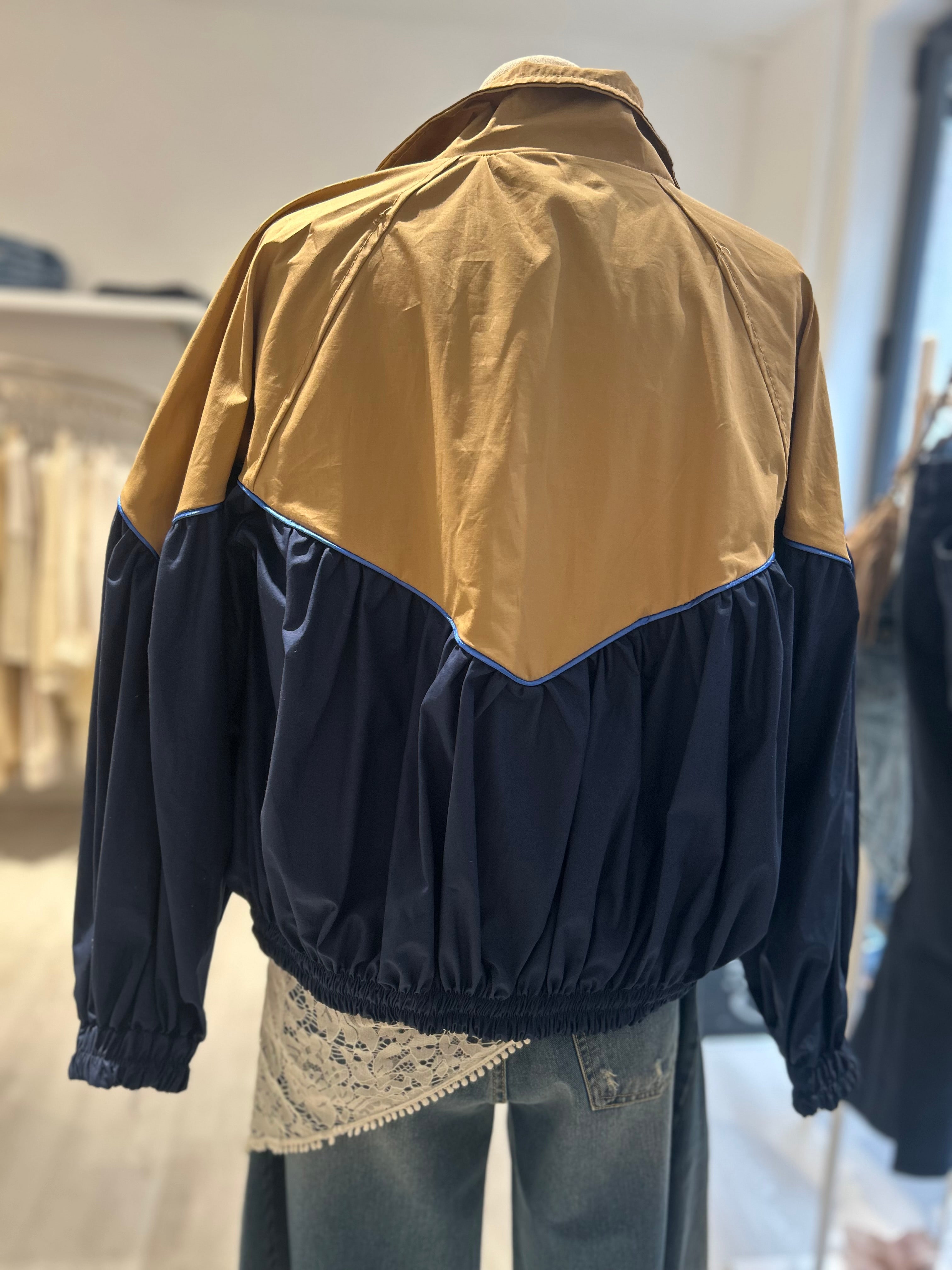 Bomber bicolor