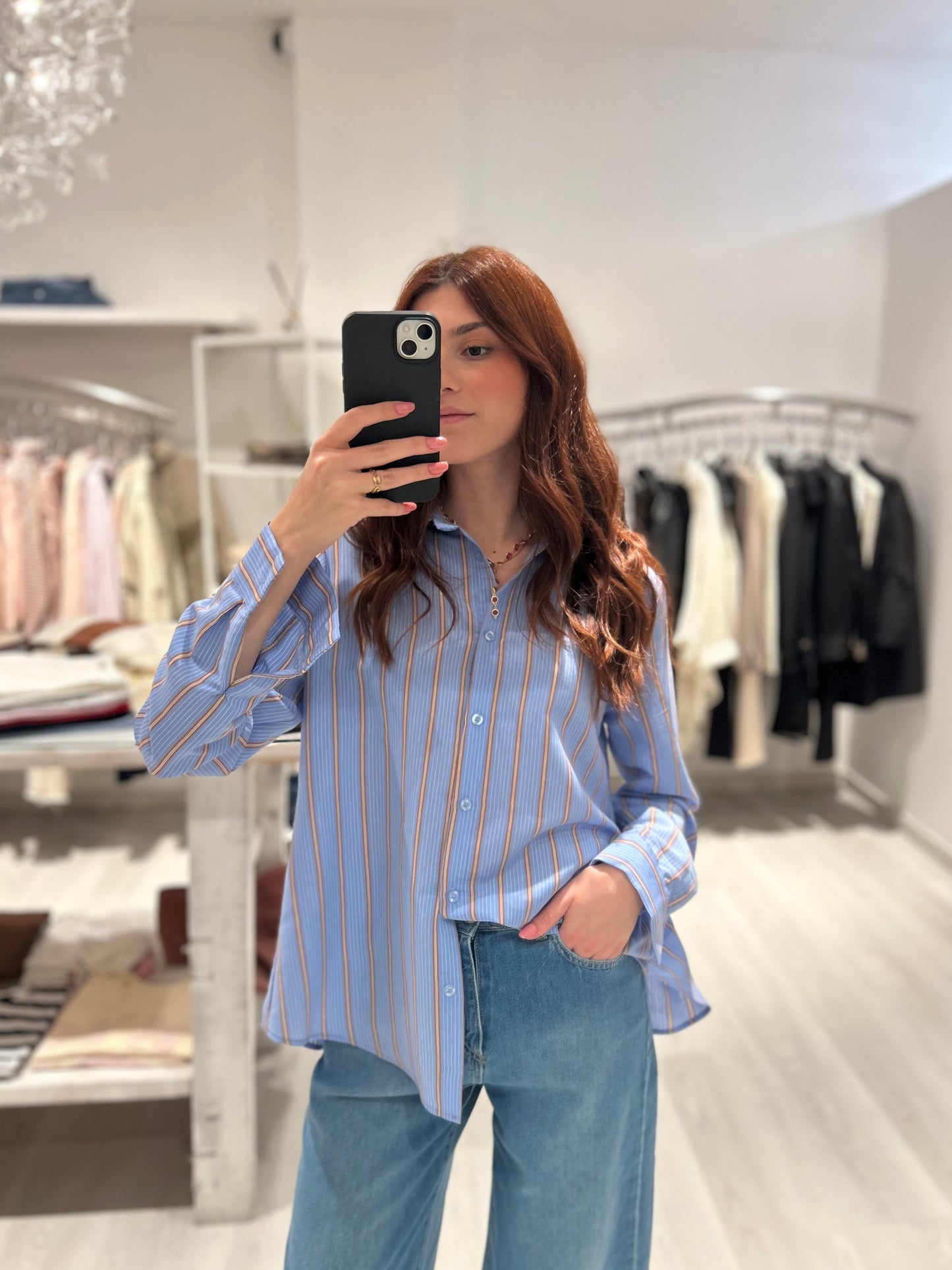 Camicia con spacco sulla schiena