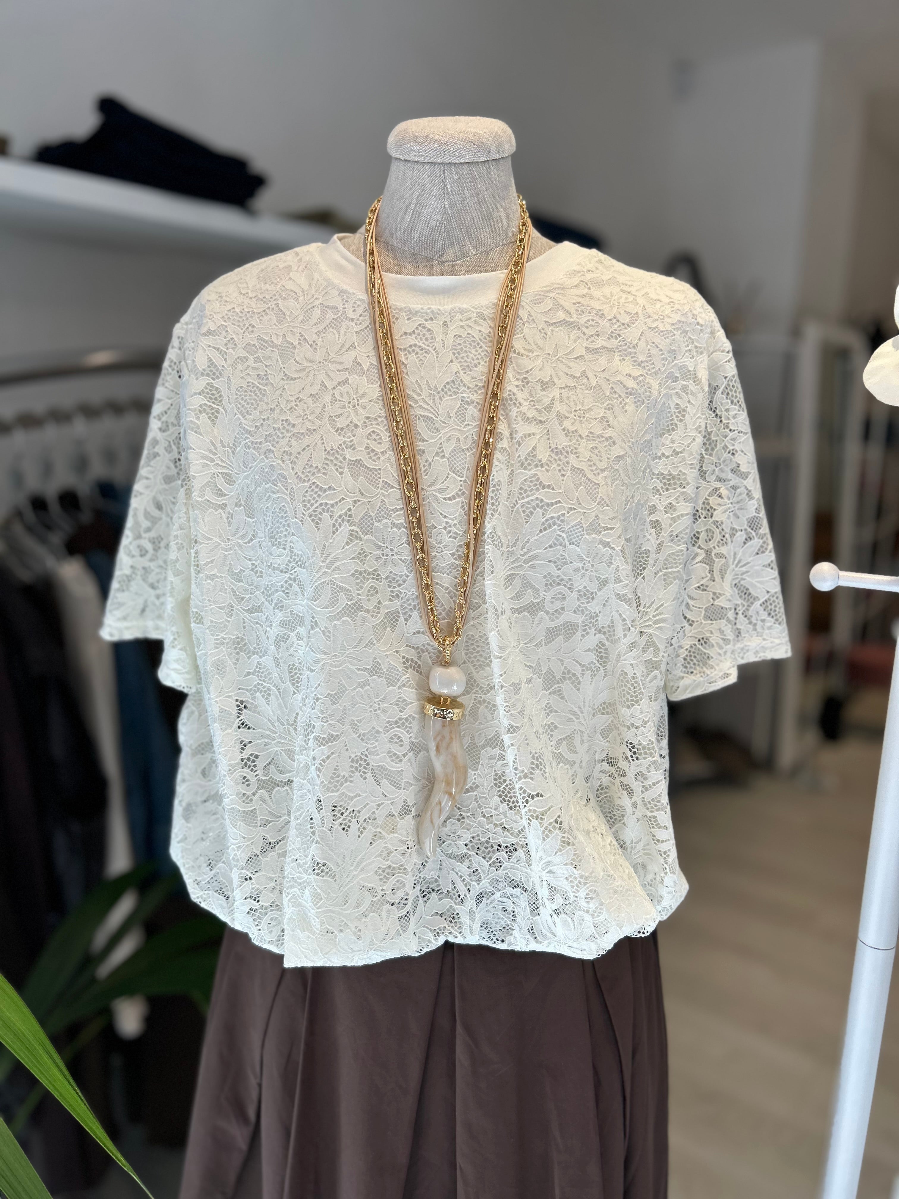 T-shirt palloncino in pizzo