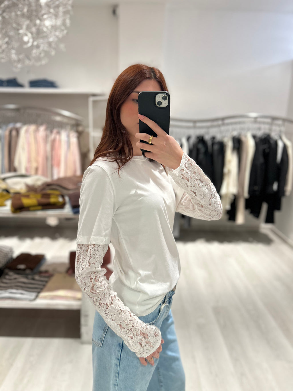 T-shirt manica lunga con pizzo