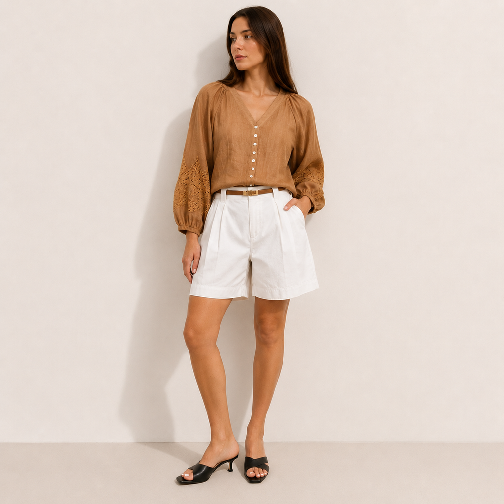 Camicia con manica ricamata
