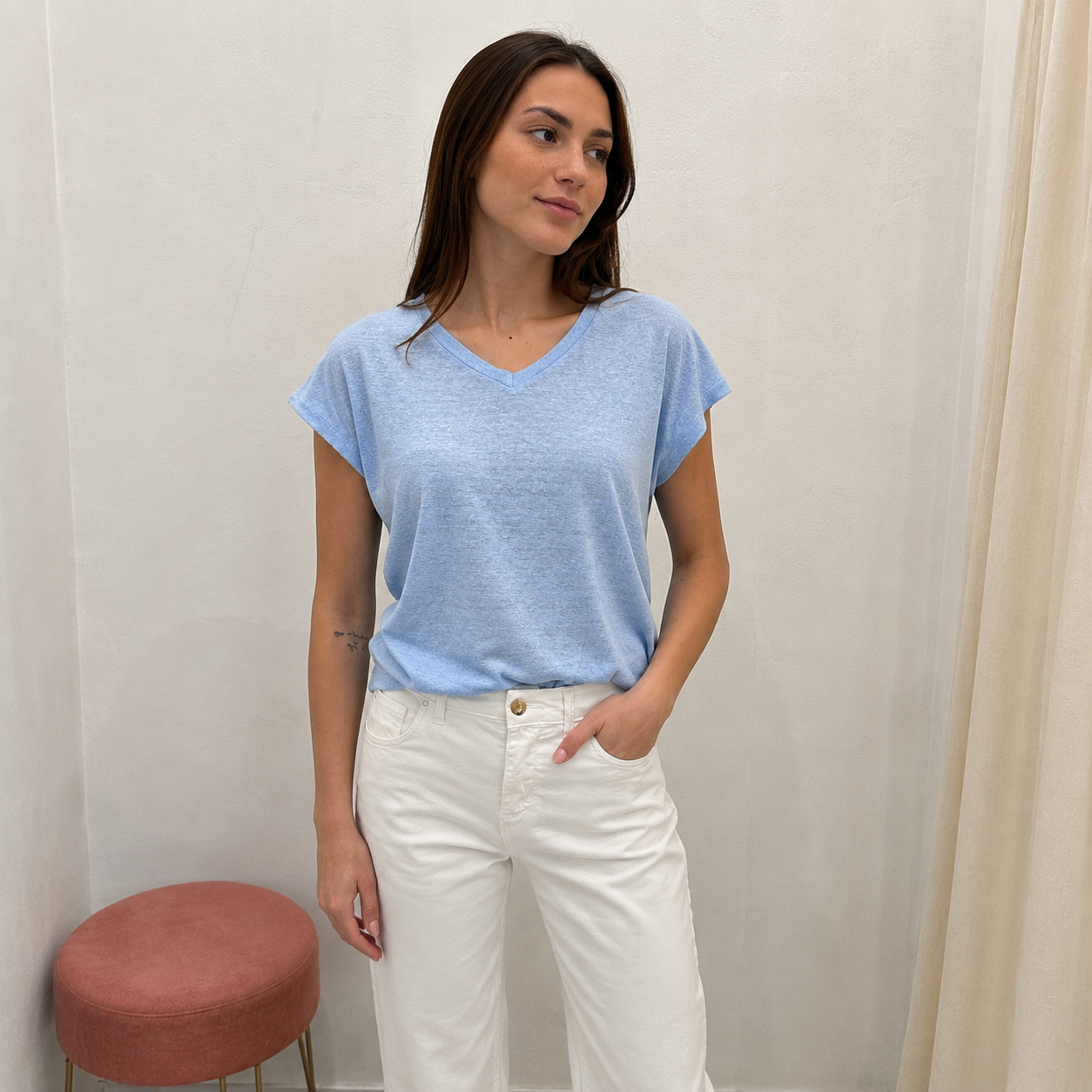 T-shirt collo a V