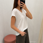 T-shirt collo a V