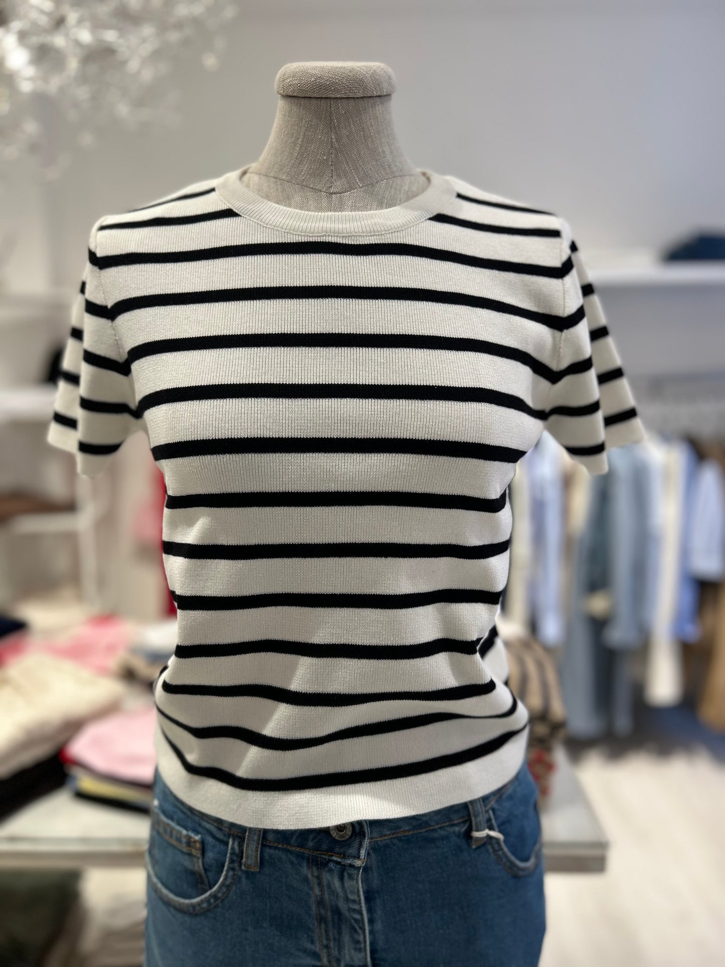 T-shirt manica corta con righe
